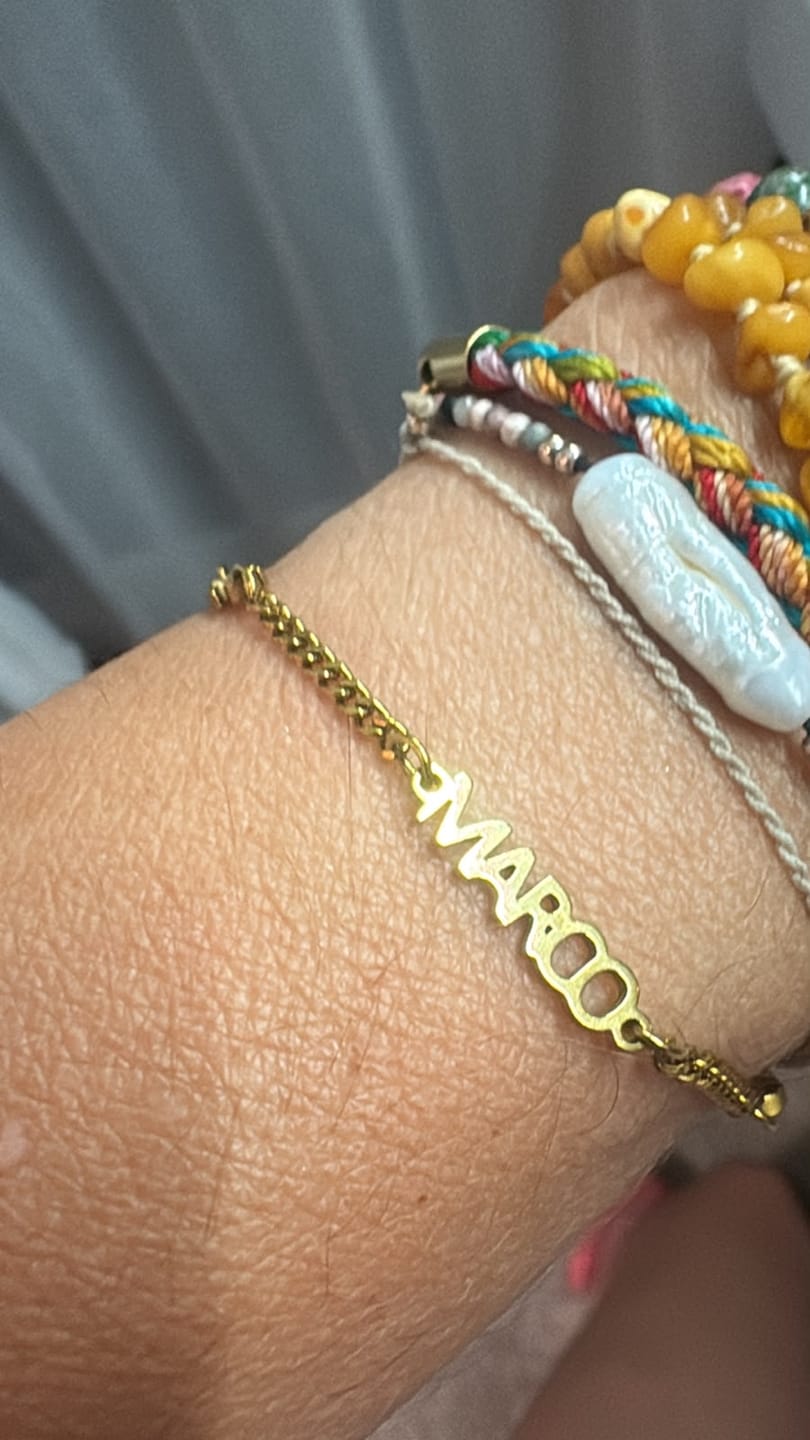 Customer photo review of Bracciale personalizzato con nome