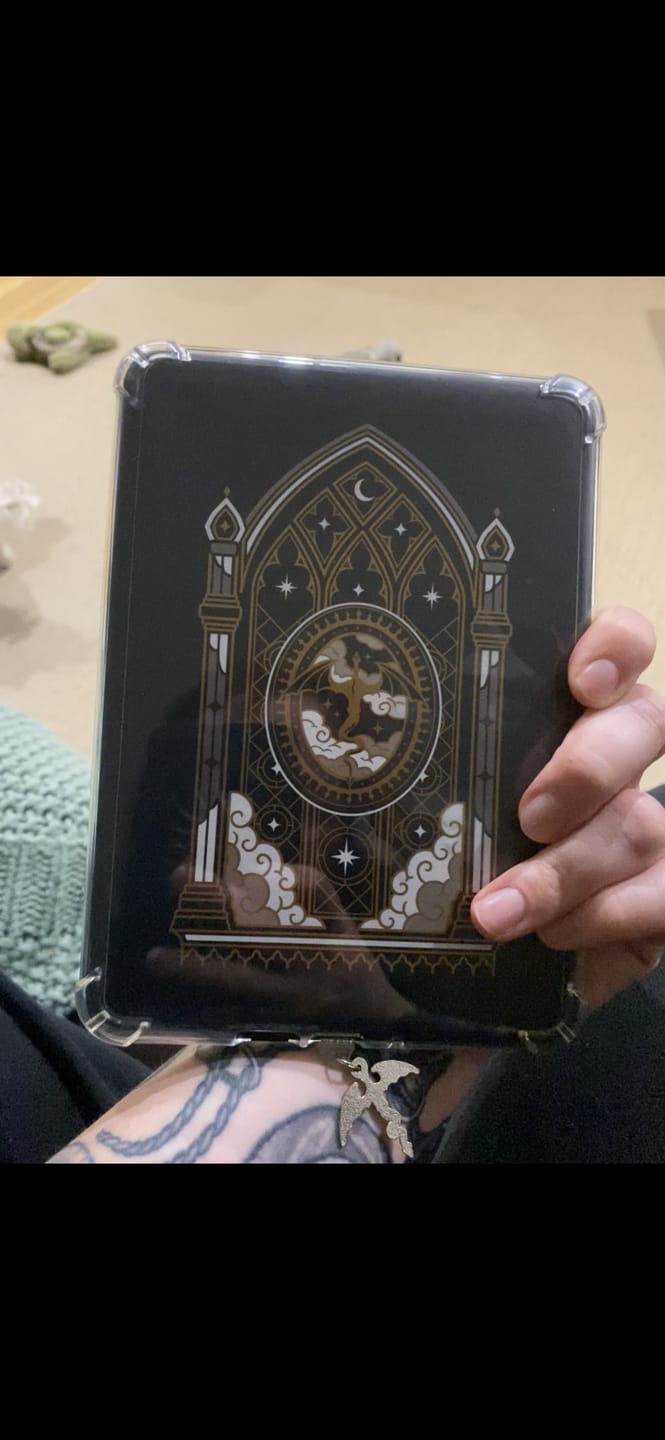 Customer photo review of Dragon Lore eReader Sticker Insert