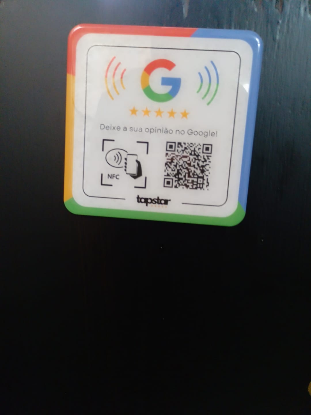Customer photo review of Placa de Avaliações do Google