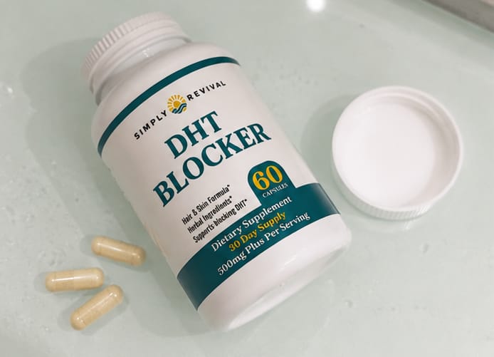 Customer photo review of DHT BLOCKER / Fórmula Botánica para el Cuidado y Fortalecimiento del Cabello