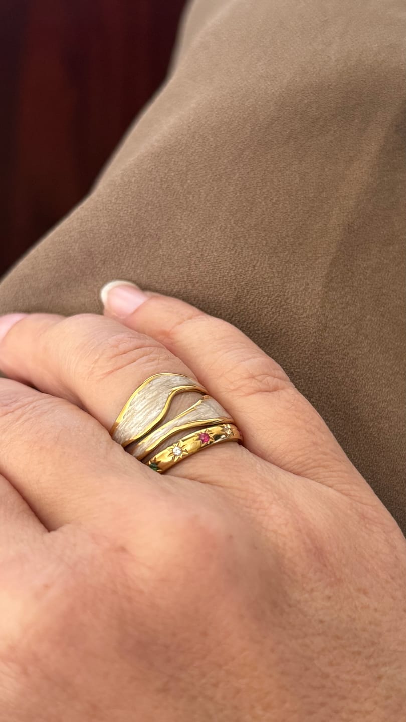 Customer photo review of Wave Sahara Gold Ring