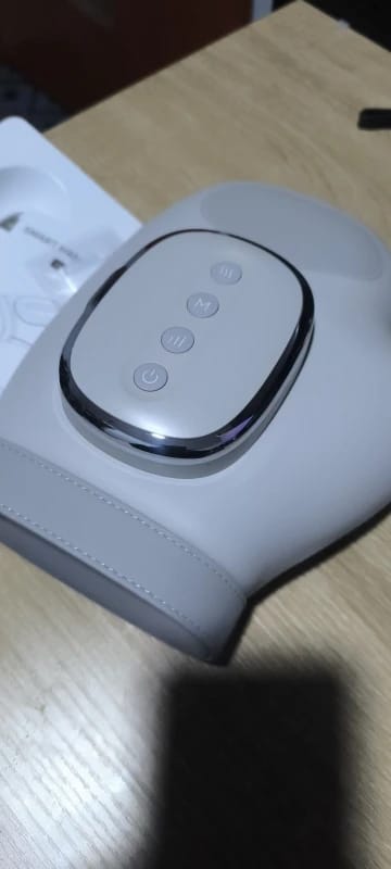 Customer photo review of Massagehandschuh – Kompression & Wärme für deine Hände