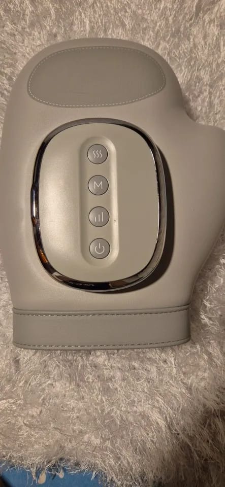 Customer photo review of Massagehandschuh – Kompression & Wärme für deine Hände