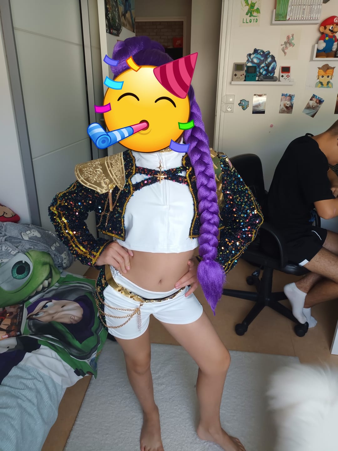 Customer photo review of Enfant Rumi Mira Zoey Golden Tenue Noire Cosplay Costume