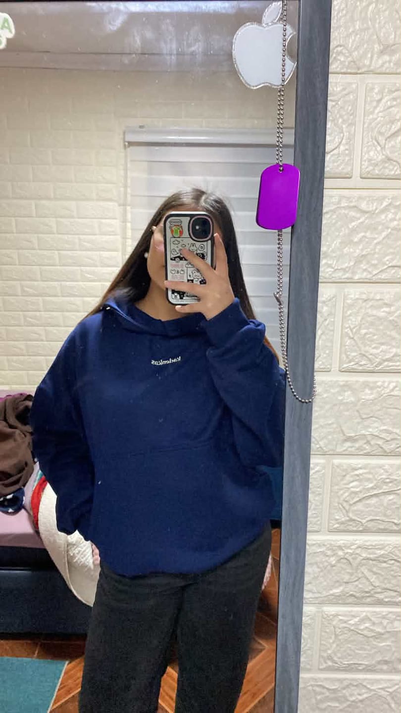 Customer photo review of (PRE-VENTA) POLERÓN HOODIE AZUL MARINO - OVERSIZE CON GORRO LOGO BORDADO