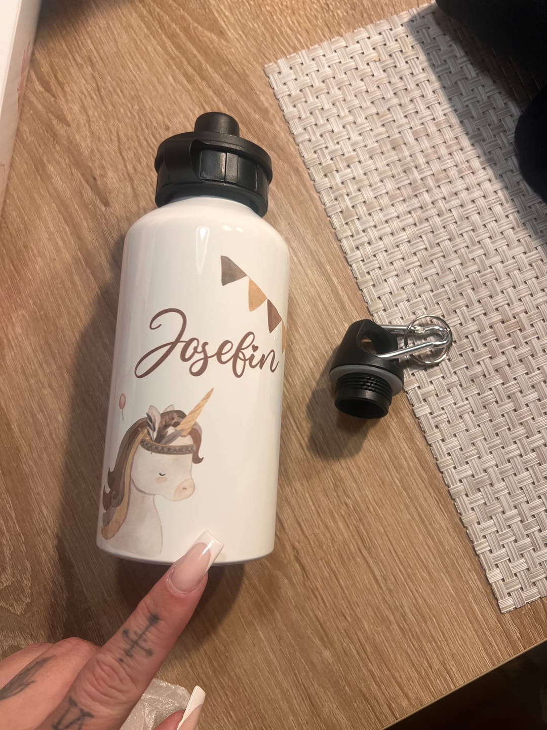 Customer photo review of Personalisierte Trinkflasche Kinder – Einhorn Indianer
