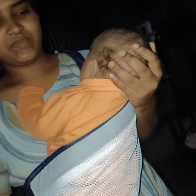 Customer photo review of MaamaNest CloudCarry™ | Pain-Free Baby Sling Carrier