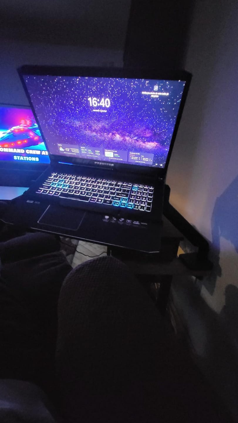 Customer photo review of 2-in-1 Laptop & Monitor Desk Mount