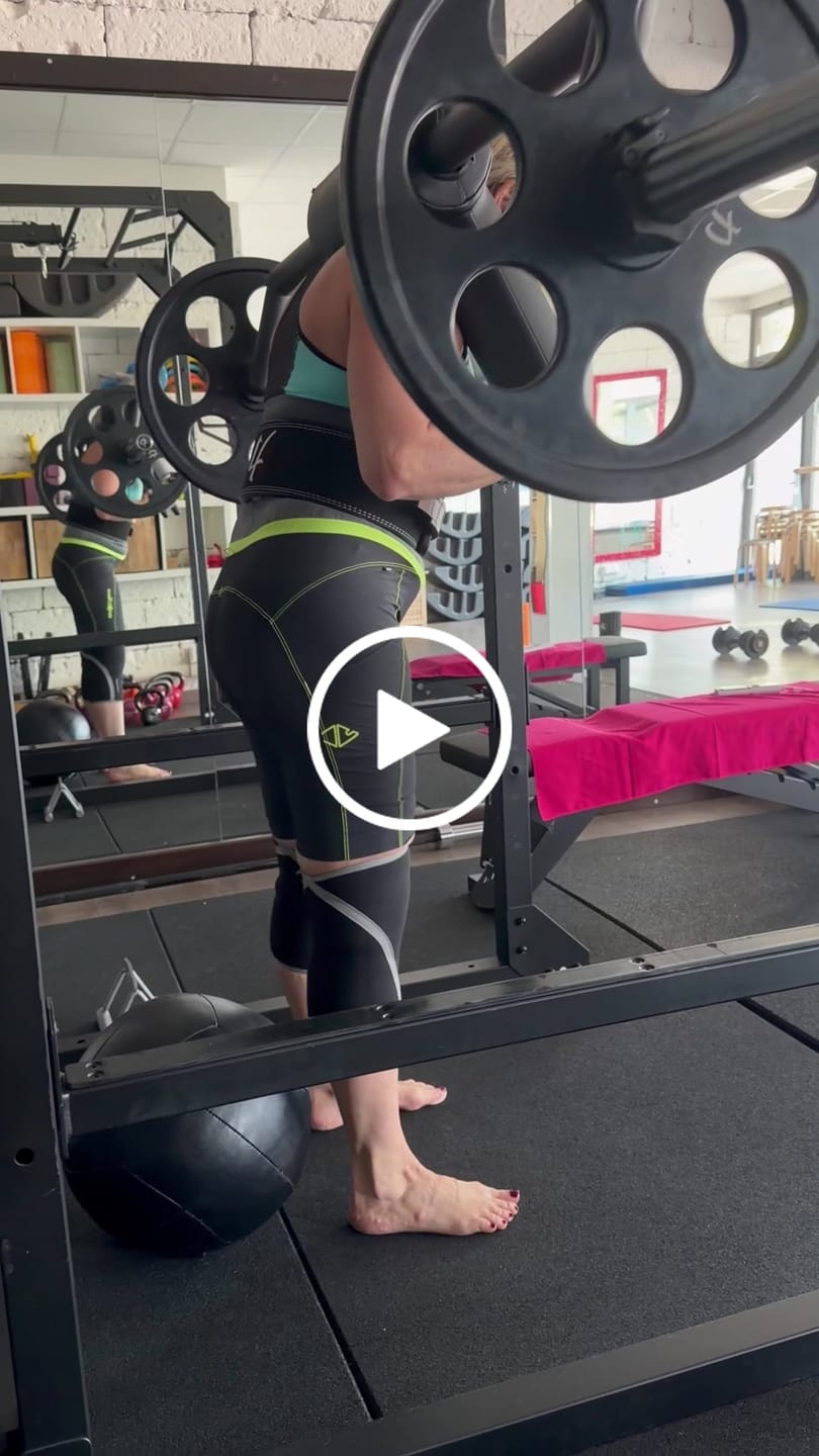 Customer video review of Riot Olympic Safety Squat Bar