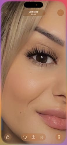 Customer's natural eye with long, spiky THE MAIN CHARACTER lashes applied.