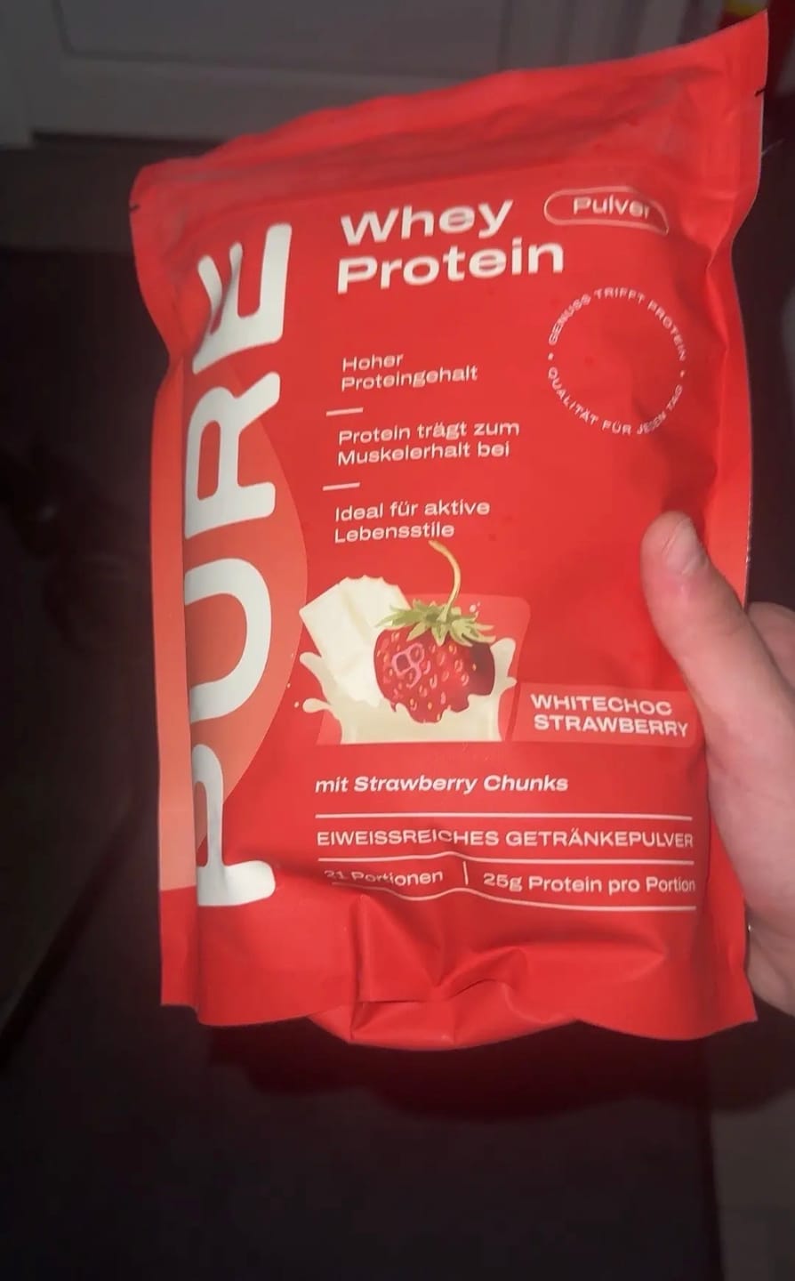 Customer photo review of Whey Protein Whitechoc Strawberry