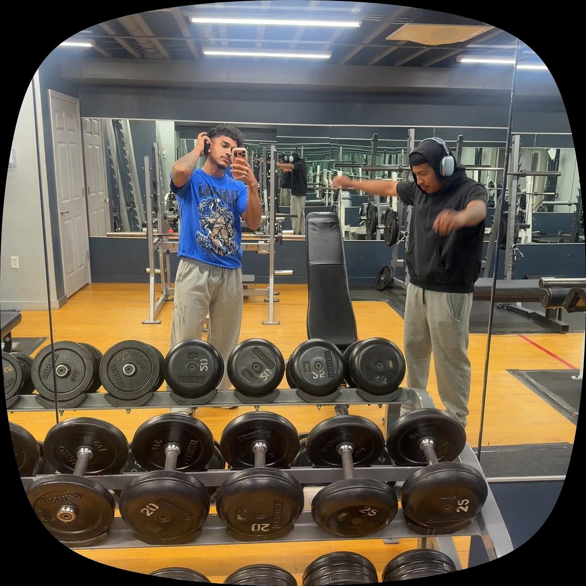 Customer photo review of 2175 - Golden Era Sweats