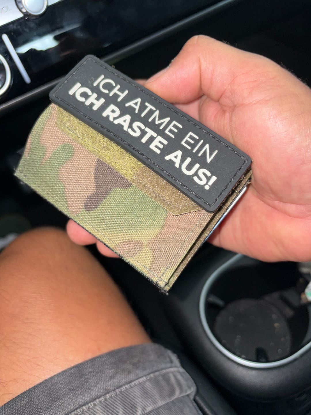 Customer photo review of Tactical Wallet Münzfach - Multicam Hell
