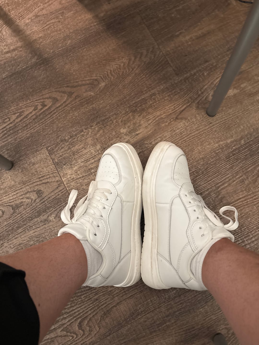 Customer photo review of ELEVATESHOES WHITE CLASSY