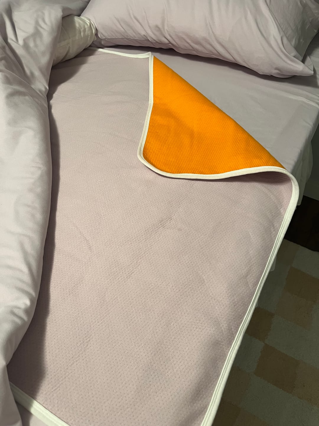 Customer photo review of Juicy Waterproof Blanket