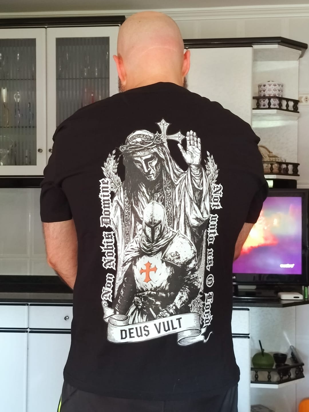 Customer photo review of DEUS | Premium T-Shirt