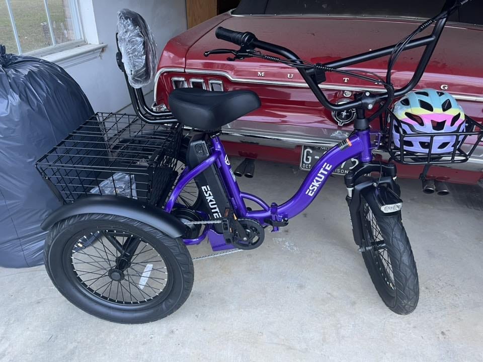 Customer photo review of Eskute® T300 Max Folding Electric Trike with Reverse Function