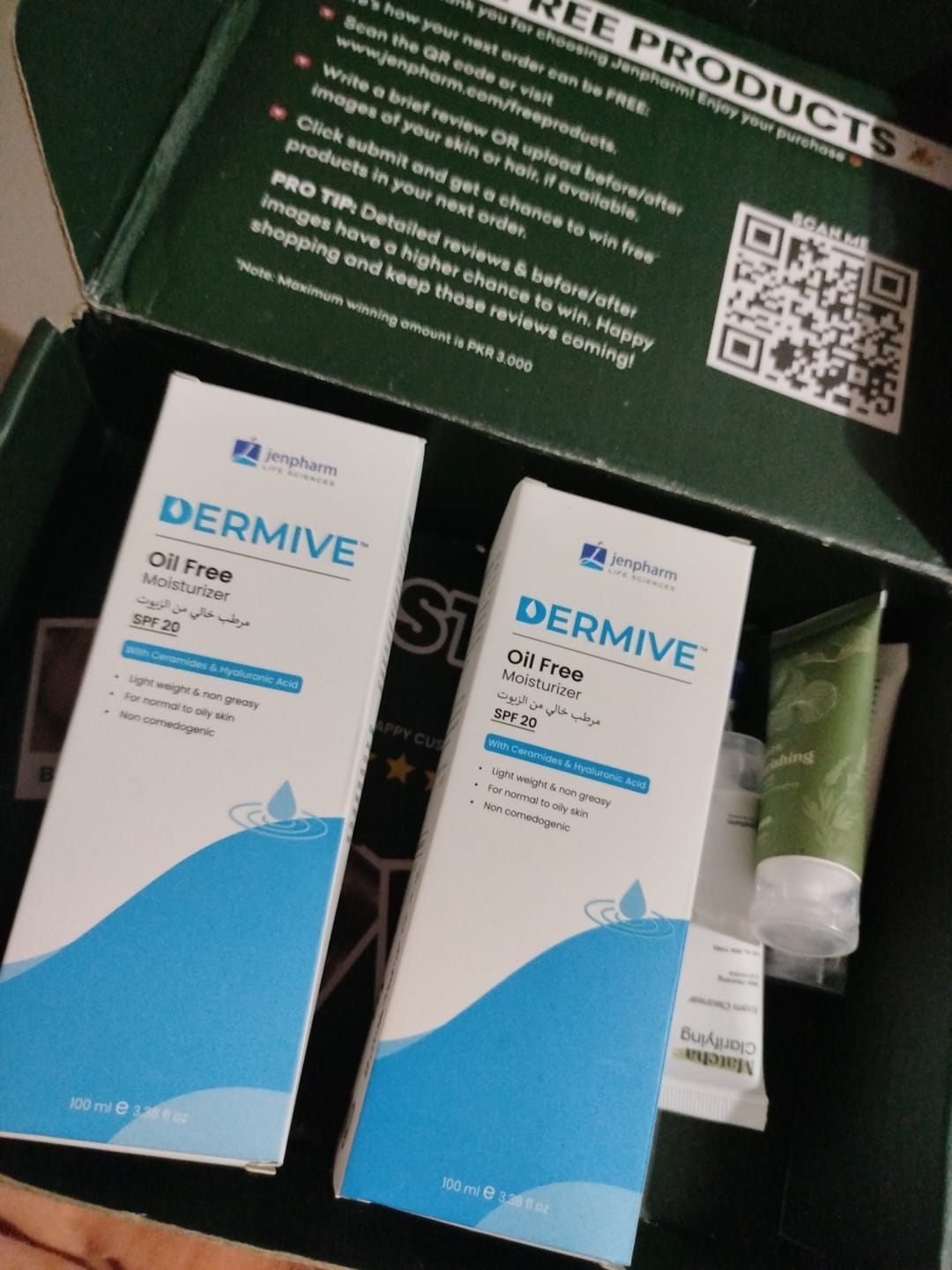 Customer photo review of Dermive Oil Free Moisturizer