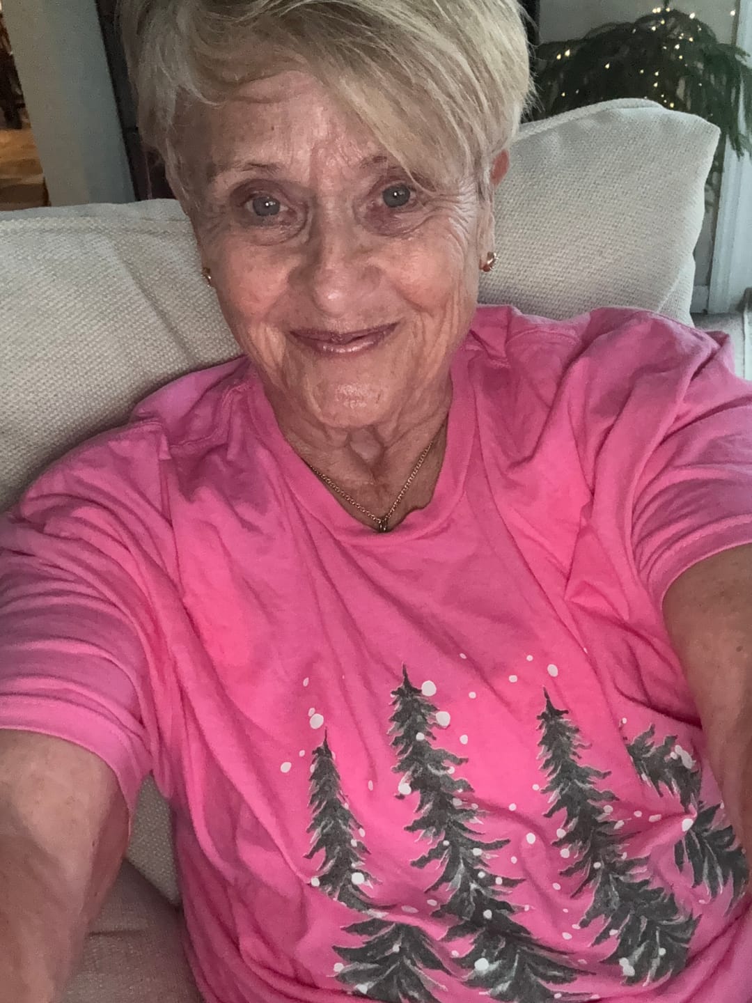 Customer photo review of Sunward Ladies' V-Neck