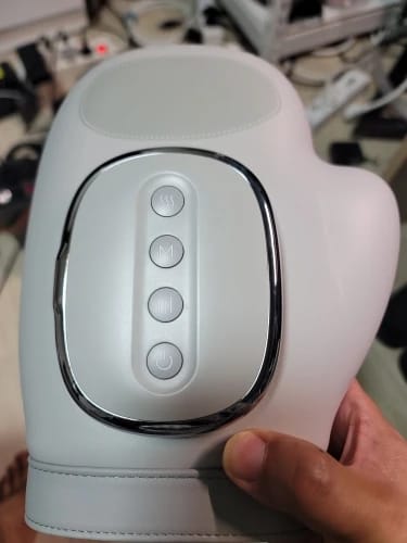 Customer photo review of Massagehandschuh – Kompression & Wärme für deine Hände