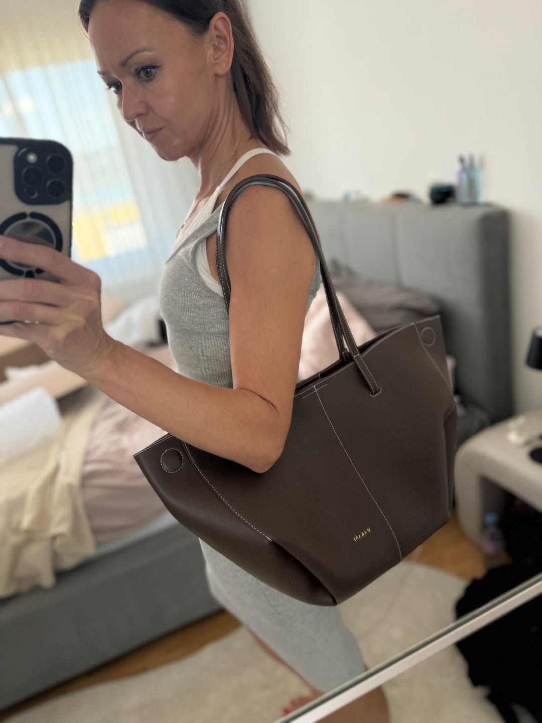Customer photo review of EMALIA - DARK BROWN