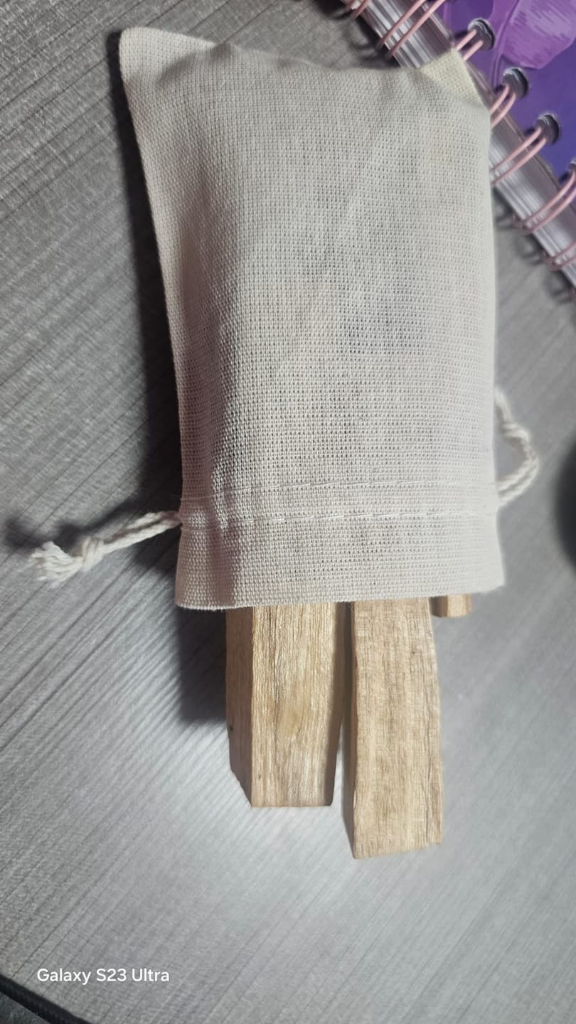 Customer photo review of Palo Santo Set de 5 Piezas