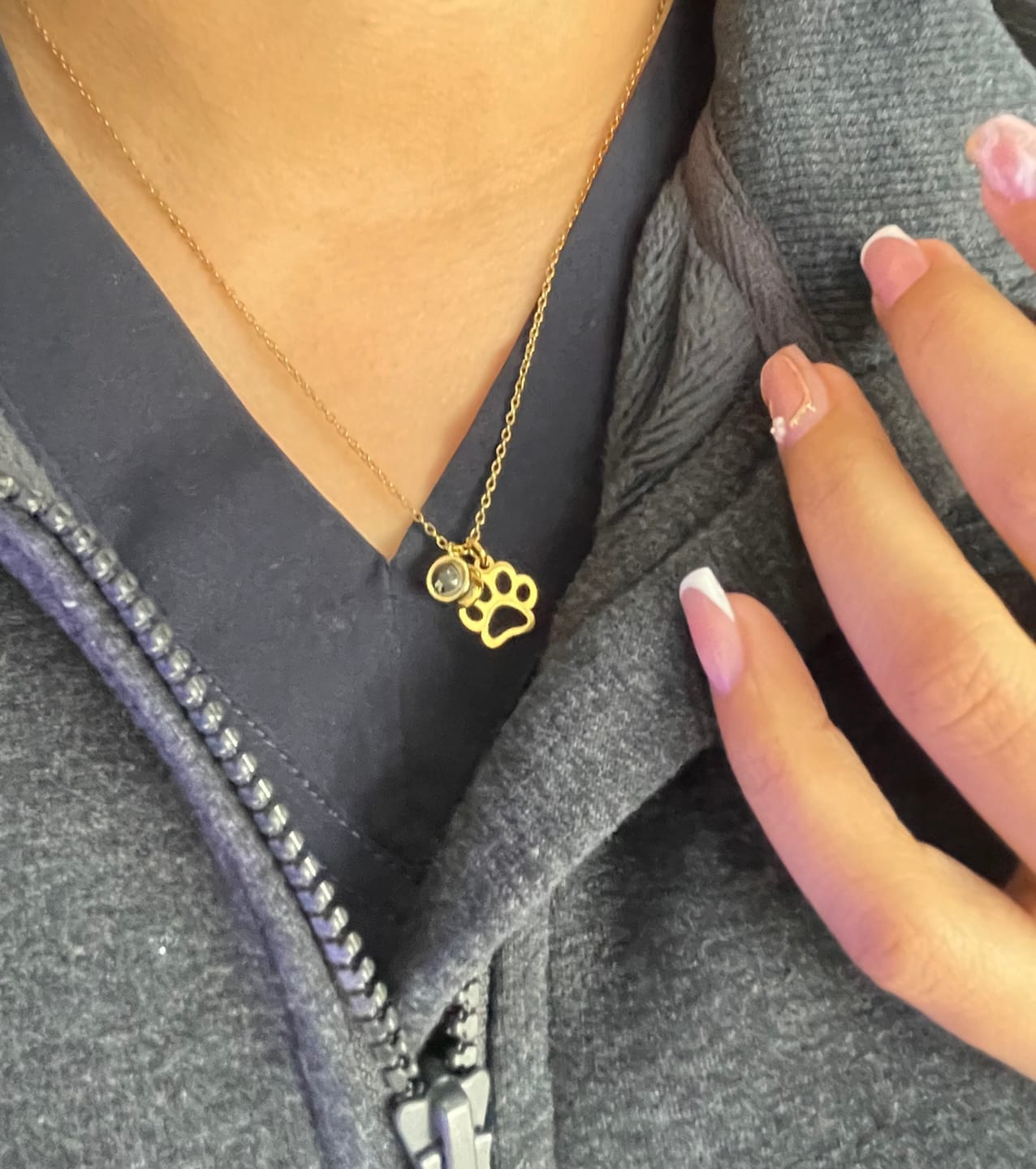Customer photo review of Colar de Projeção Forever Paw