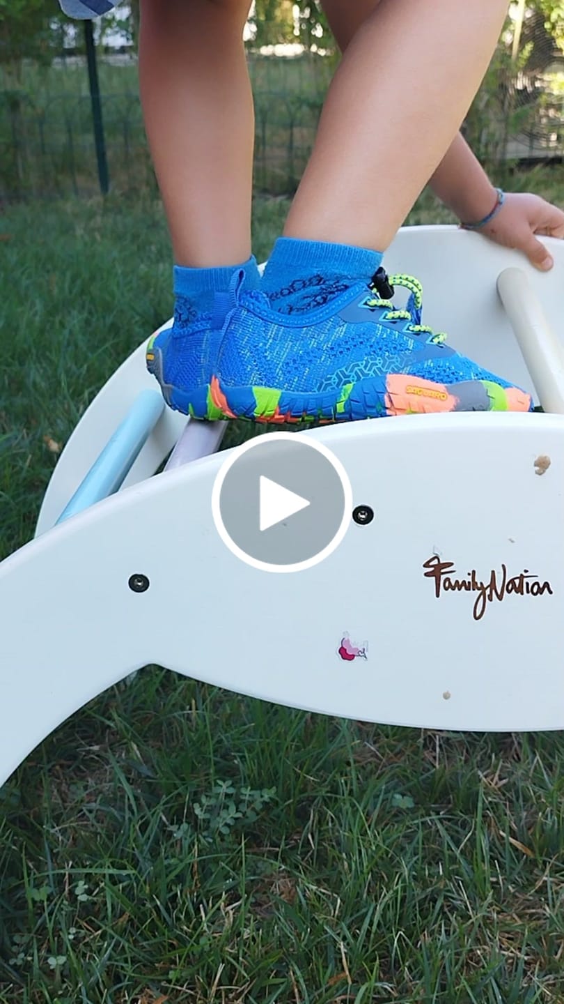 Customer video review of Bambini Smart Ⅰ - Scarpe Barefoot
