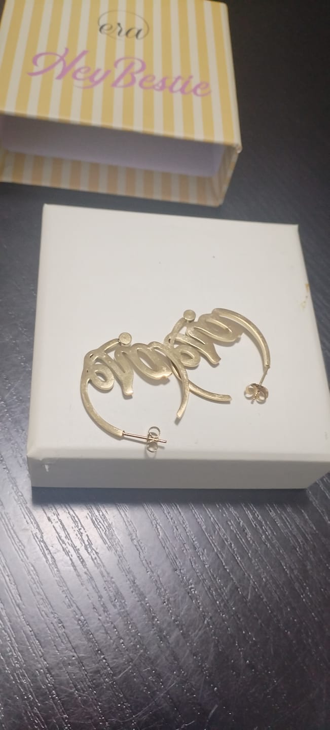 Customer photo review of Gold Mini Era Logo Hoops