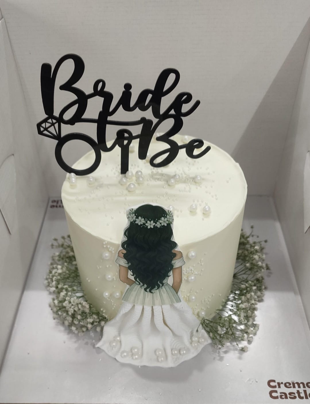 Customer photo review of Blossom Bride to Be Cake