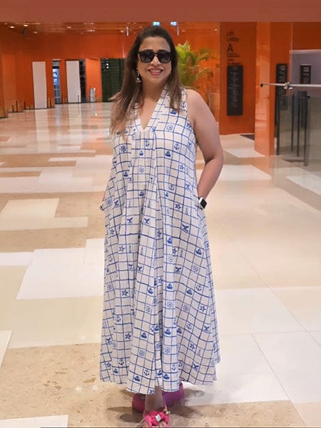 Customer photo review of Zizi Cotton Maxi Dress