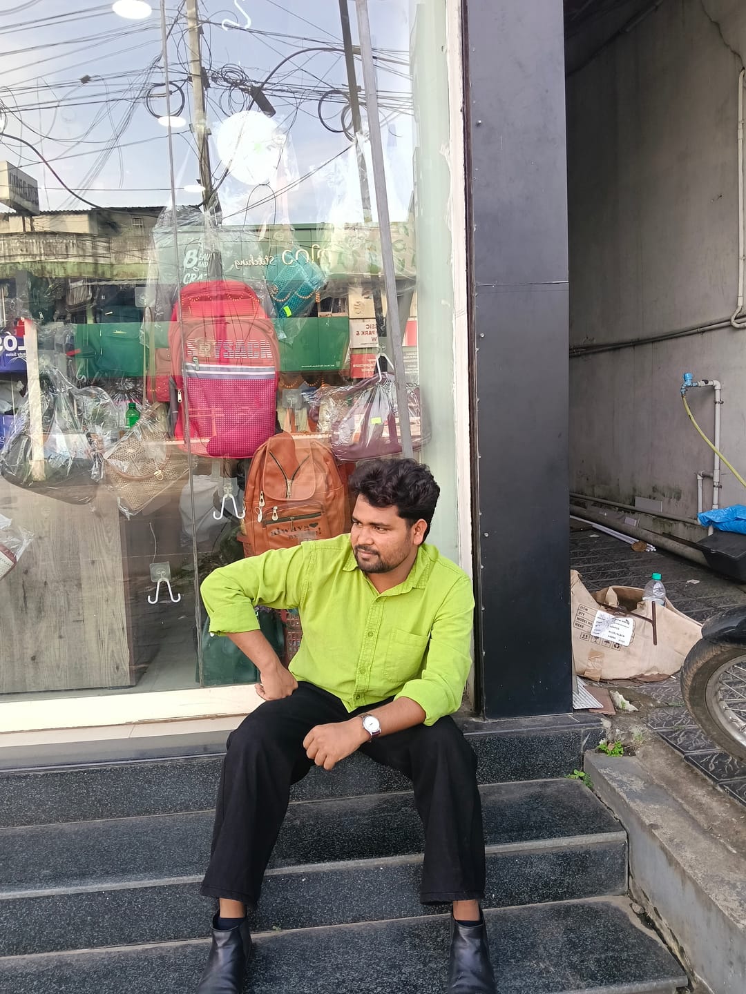 Customer photo review of Parrot Green Washed Shirt 100% Cotton