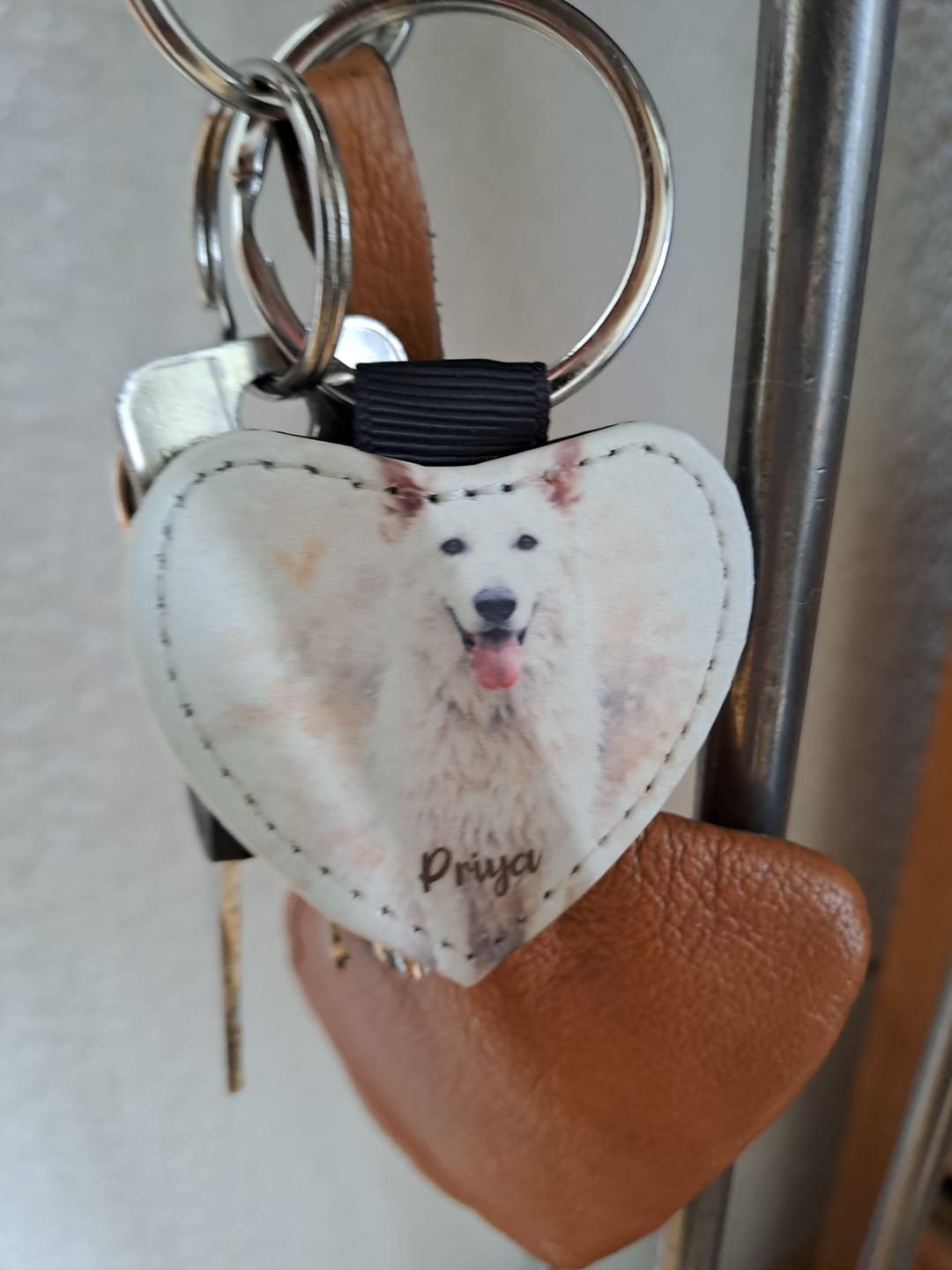 Customer photo review of Personalisierter Schlüsselanhänger - Aquarell Realistisches Porträt