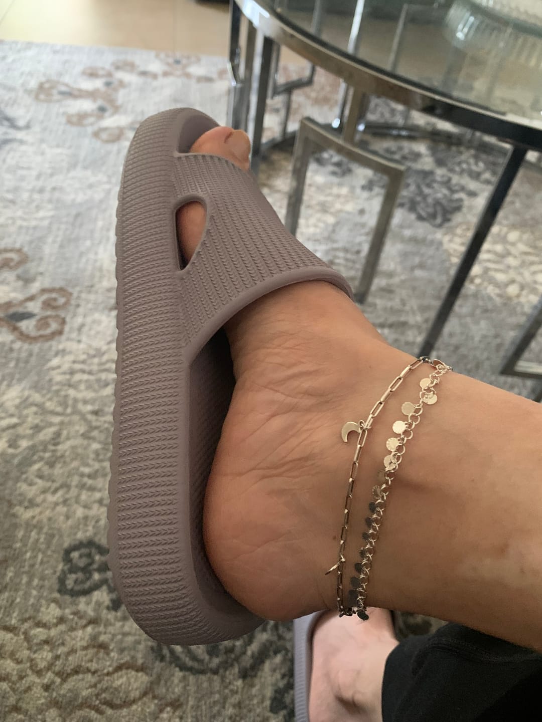 Customer photo review of Cloud Slides™ - Original Cushion Comfort