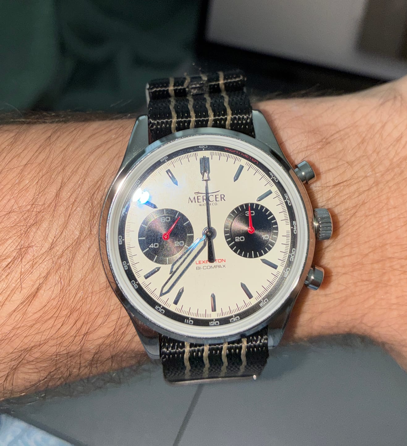 Customer photo review of AlphaShark - Dark Bond 2021