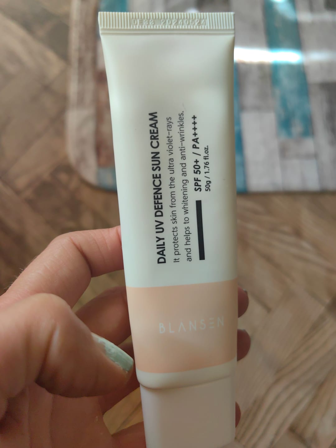 Customer photo review of Слънцезащитен крем с пептиди за коригиране на пигментни петна и бръчки Chamos Blansen UV SPF50