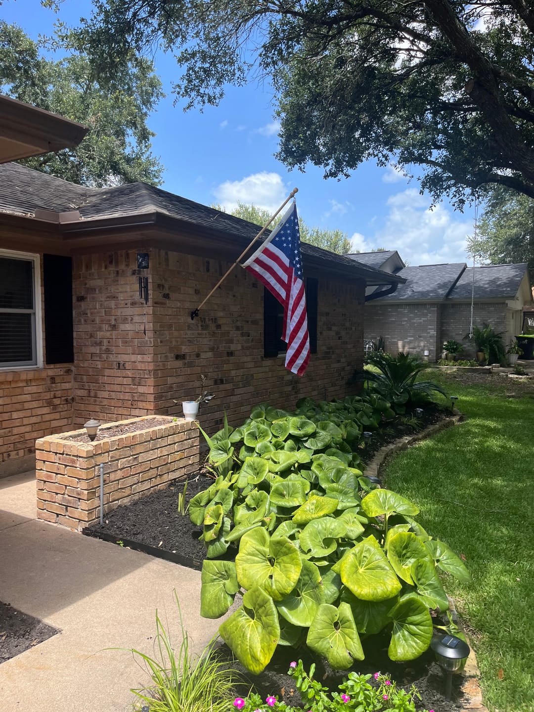 Customer photo review of 3' x 5' American Flag Set