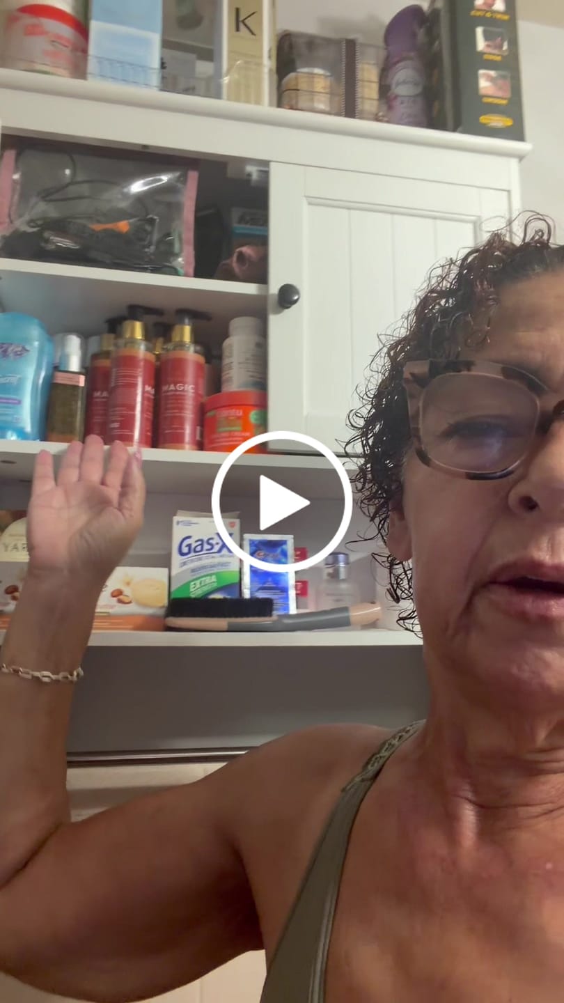Customer video review of Besque® Magic Body Oil XL - 200ml