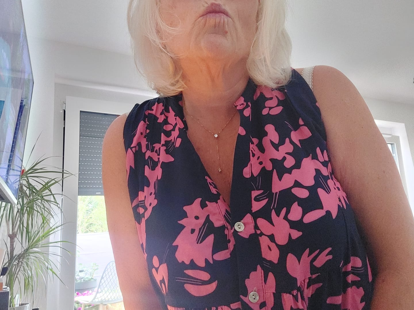 Customer photo review of Tunikakleid BLÄTTER