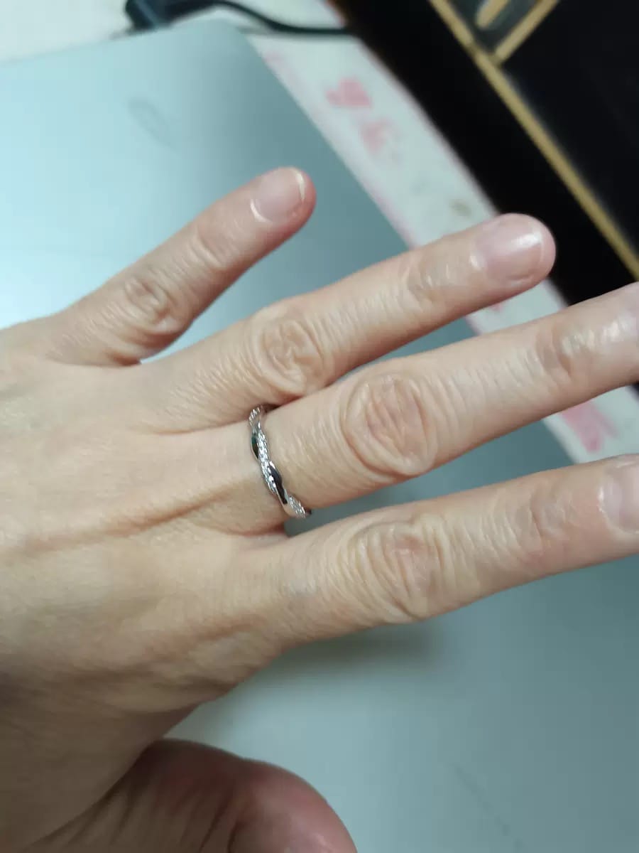 Customer photo review of Tresse Ring