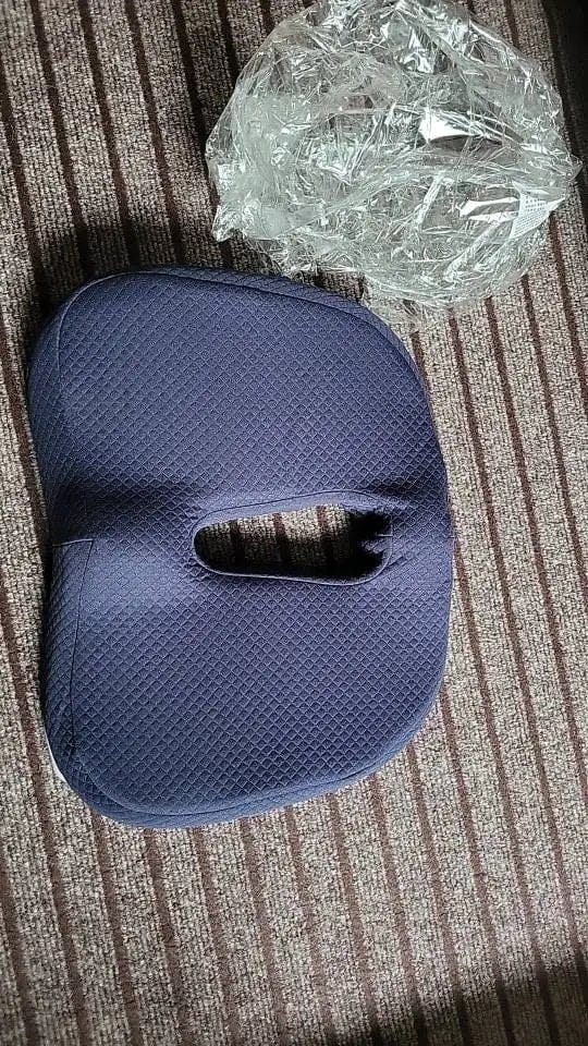 Customer photo review of BOLTHUT™ Memory Foam Seat Cushion — Tailbone & Posture Relief