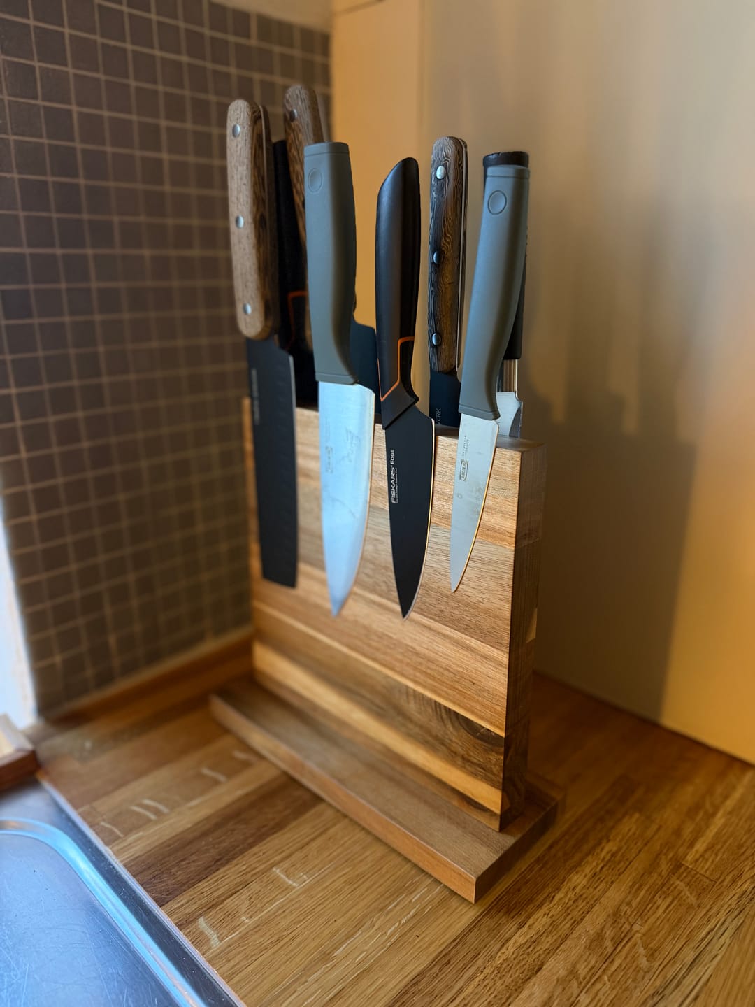 Customer photo review of Dorre Kaya Knivställ Magnet 22 x 22 cm akacia