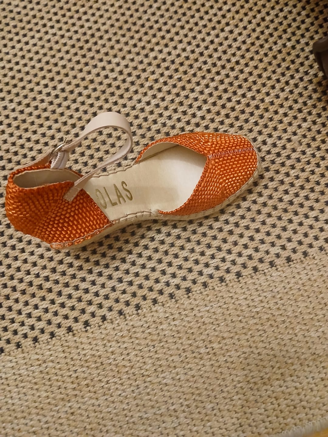 Customer photo review of Alpargata Galatea Naranja