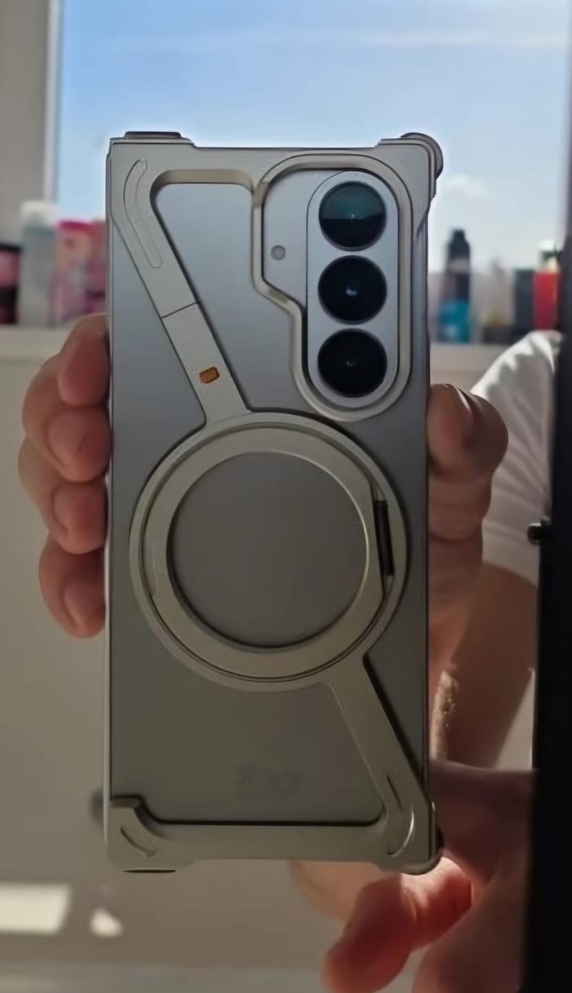 Customer photo review of Titanium Frameless Case for Z Fold & Ultra Series