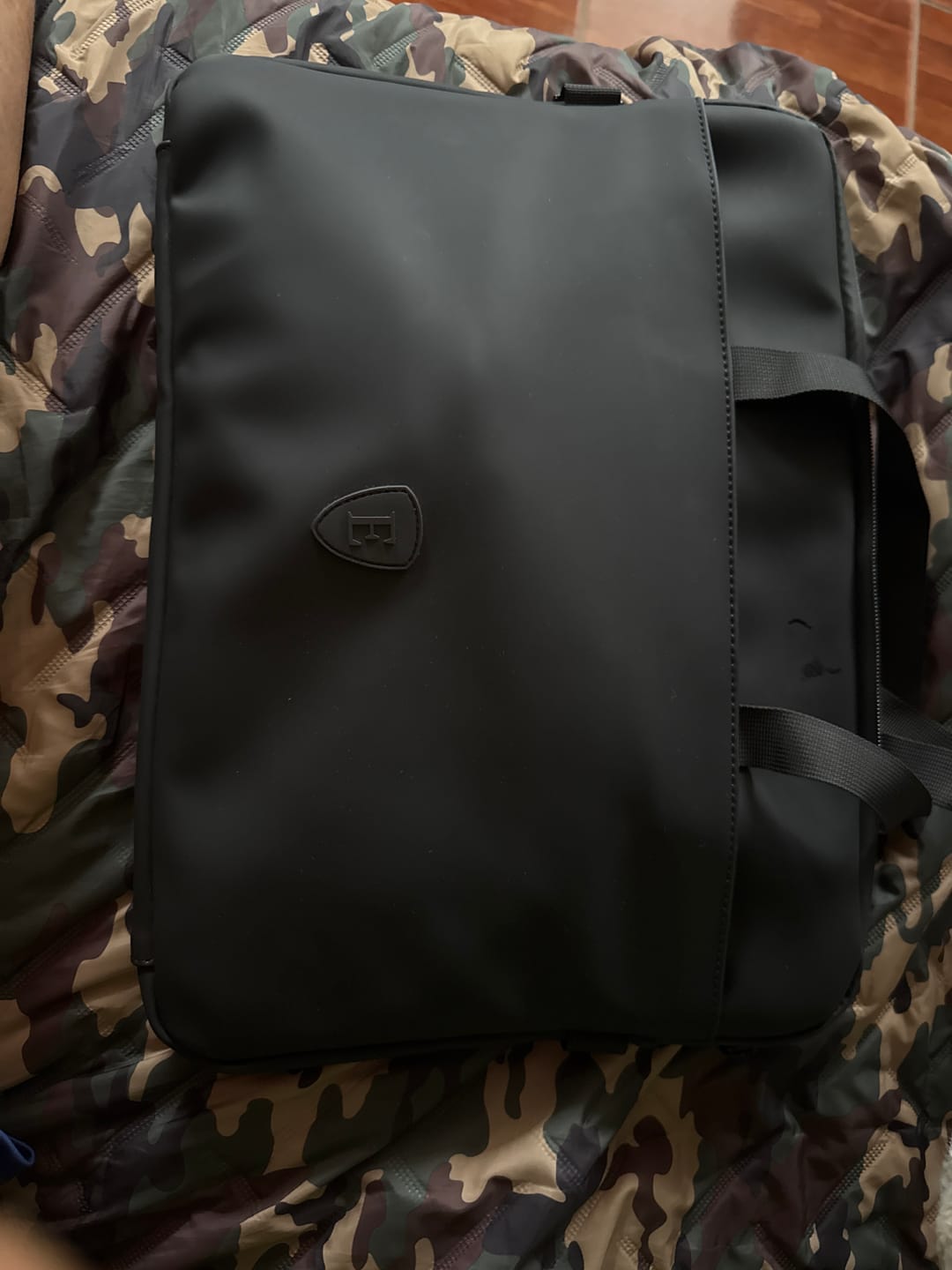 Customer photo review of Premium Laptop Bag Black