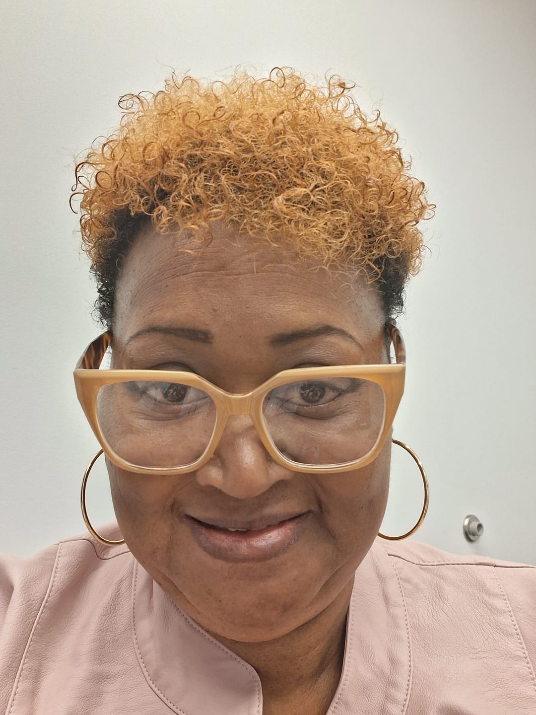 Customer photo review of REFRESH CONDITIONING SPRAY