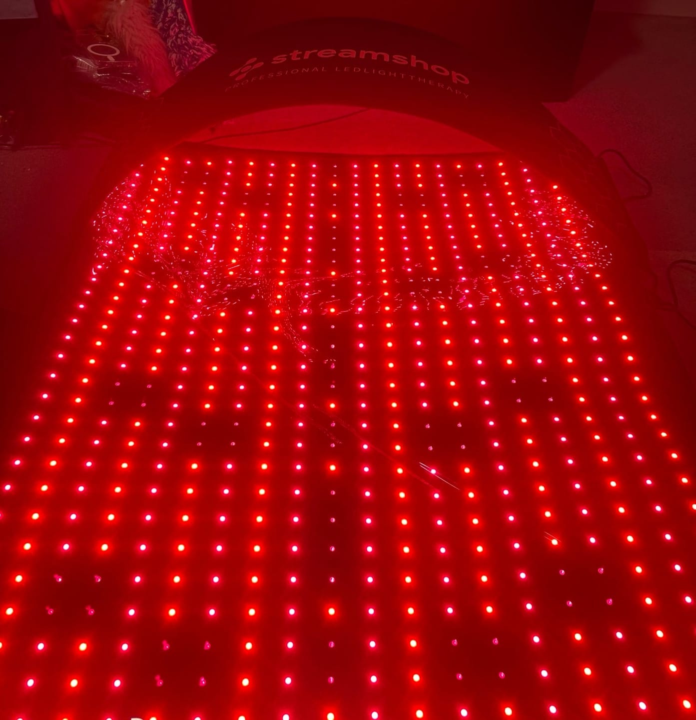 Customer photo review of Red Light Therapy Mat With 1064nm Laser