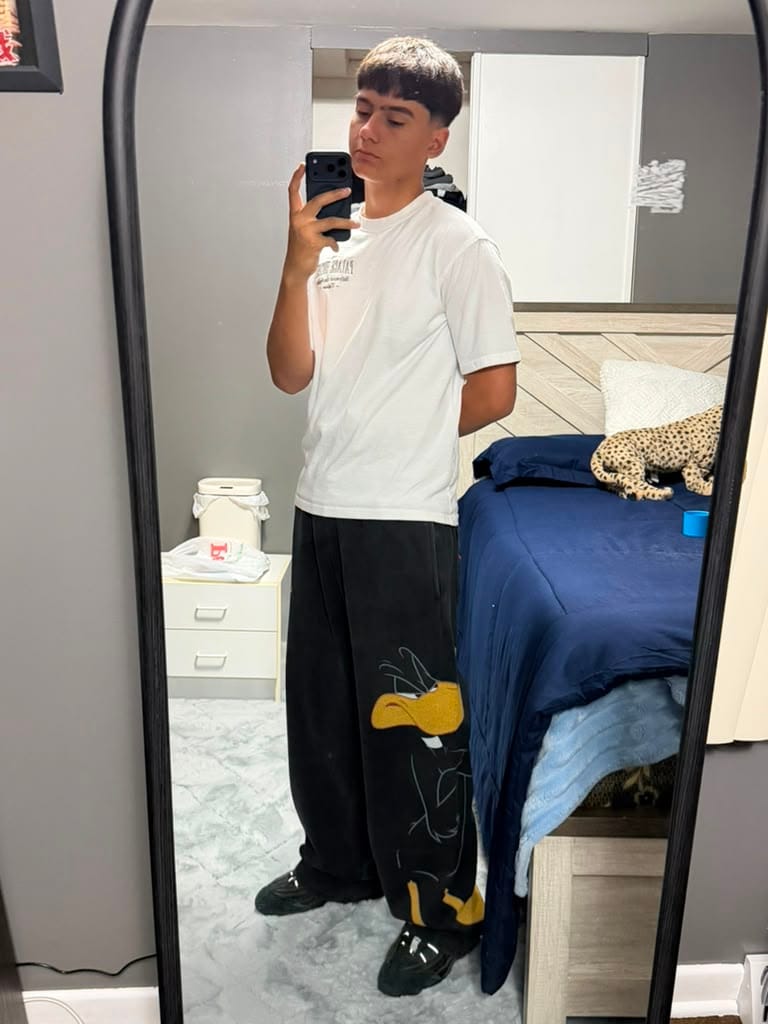 Customer photo review of 2169 - Looney Tunes Character Sweats