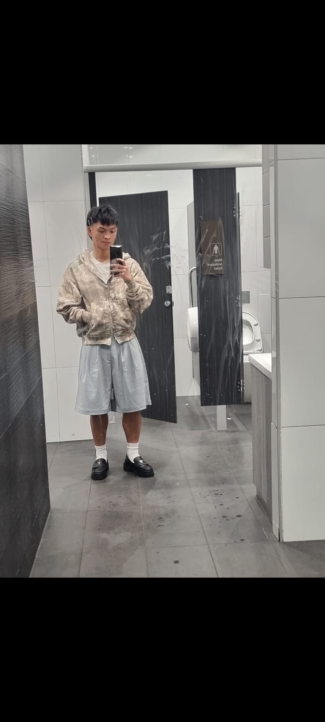 Customer photo review of Wide Leg Pleated Shorts - Grey