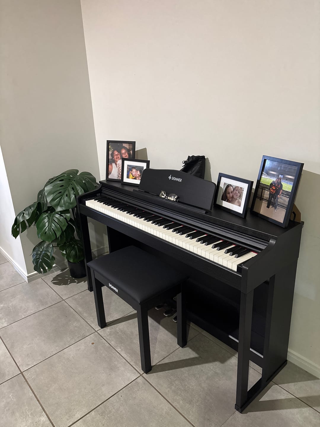 Customer photo review of Donner DDP-100S Digital Piano